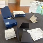 Aurzen ZIP Tri-Fold DLP Truly Mini Projector. Pocket Size. Zero-Lag Focus. One-Click Screen Mirroring. Full-Screen Mode. Type-C Fast Charging. 5.000mAh Battery. Indoor Outdoor Portable Projector.Gold photo review