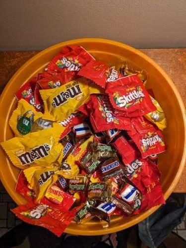 M&M's. SNICKERS & More Fun Size Halloween Candy Variety Pack. 195 Ct Bulk Bag photo review