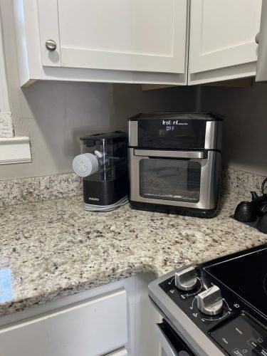 Philips Kitchen Appliances Compact Pasta and Noodle Maker. Viva Collection. Comes with 3 Default Classic Pasta Shaping Discs. Fully Automatic. Recipe Book. Small. White (HR2370/05) photo review