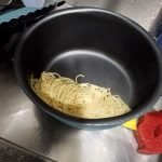 Philips Kitchen Appliances Compact Pasta and Noodle Maker. Viva Collection. Comes with 3 Default Classic Pasta Shaping Discs. Fully Automatic. Recipe Book. Small. White (HR2370/05) photo review